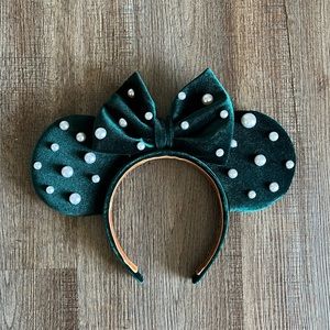 Green velvet ears with faux pearls